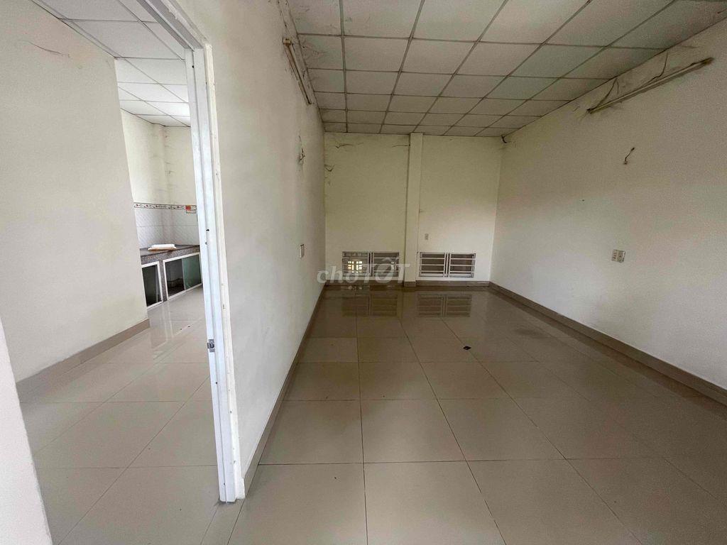kho xưởng/ văn phòng/ công ty... gần bên công ty nón Sơn