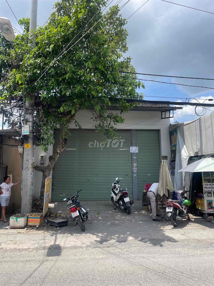 mặt tiền Nguyễn thị Tiểu kế bên Trần Văn Mười xã Bà Điểm