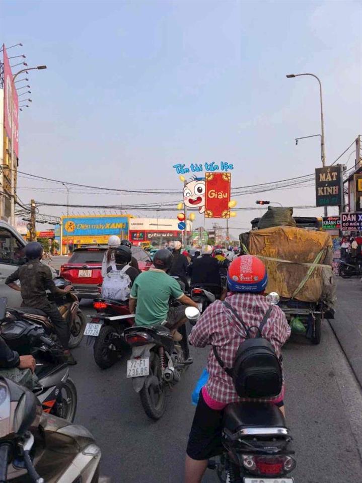 mặt tiền đường Phan Văn Đối ngang 14,5 dài 65m tiếp khách thiện chí