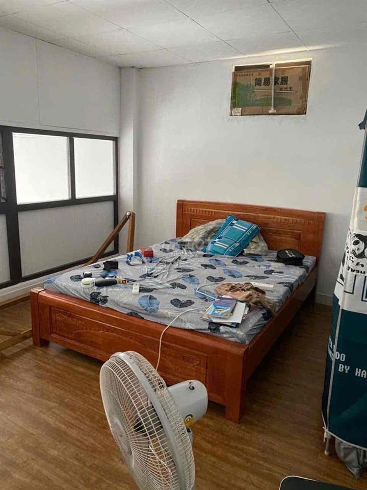 Nhà SHR 1/ Dương Công Khi, mặt tiền xe tải tránh nhau