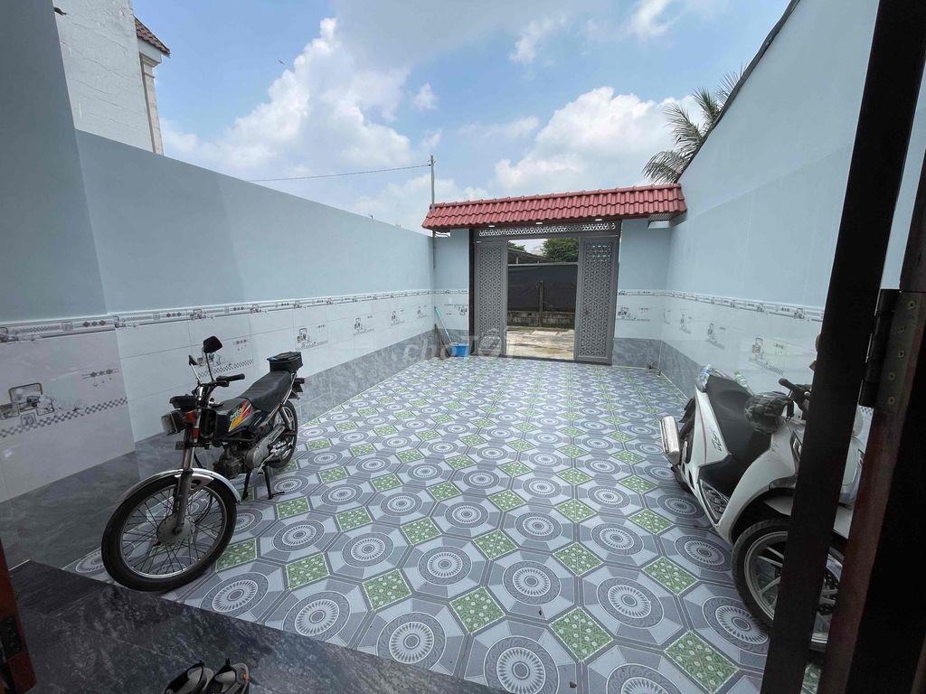nhà SHR Bà Điểm mới keng lên sóng ngang 5mx23,5m