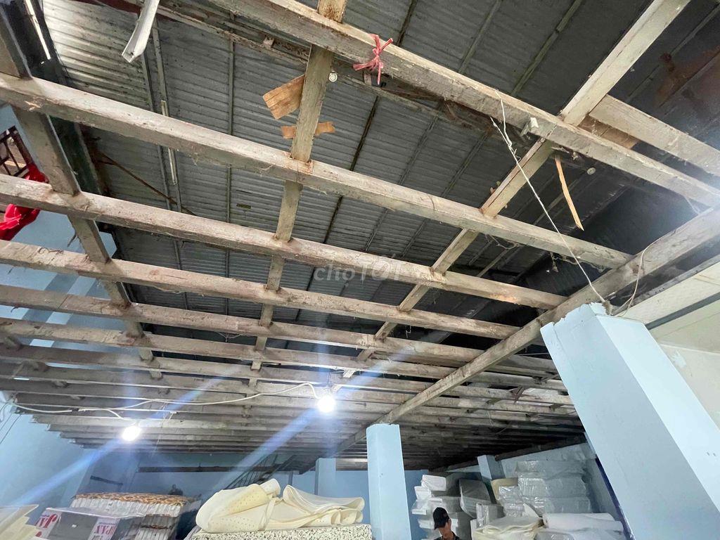 mặt bằng cho thuê 200m2 giá chỉ 12tr/1 tháng