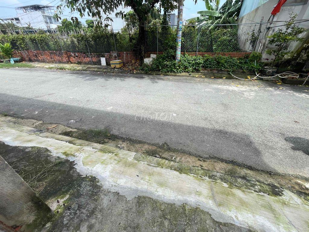 cho thuê kho diện tích 300m, đường nội bộ rộng, phù hợp nhiều ngành