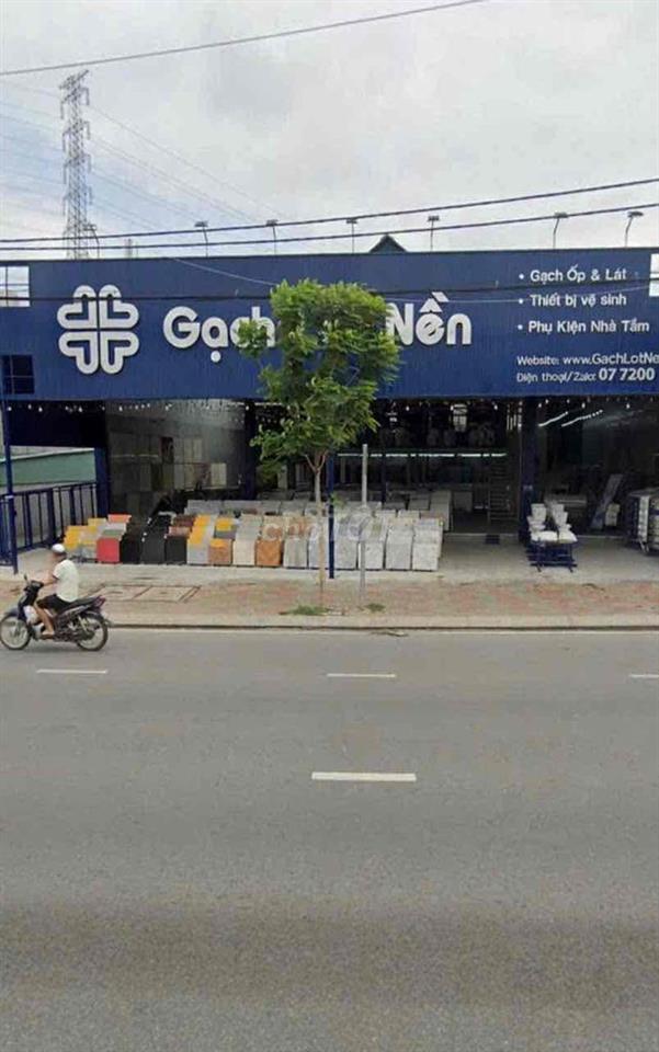 CHO THUÊ MẶT BẰNG NGUYÊN Căn Gia rẻ 900m2