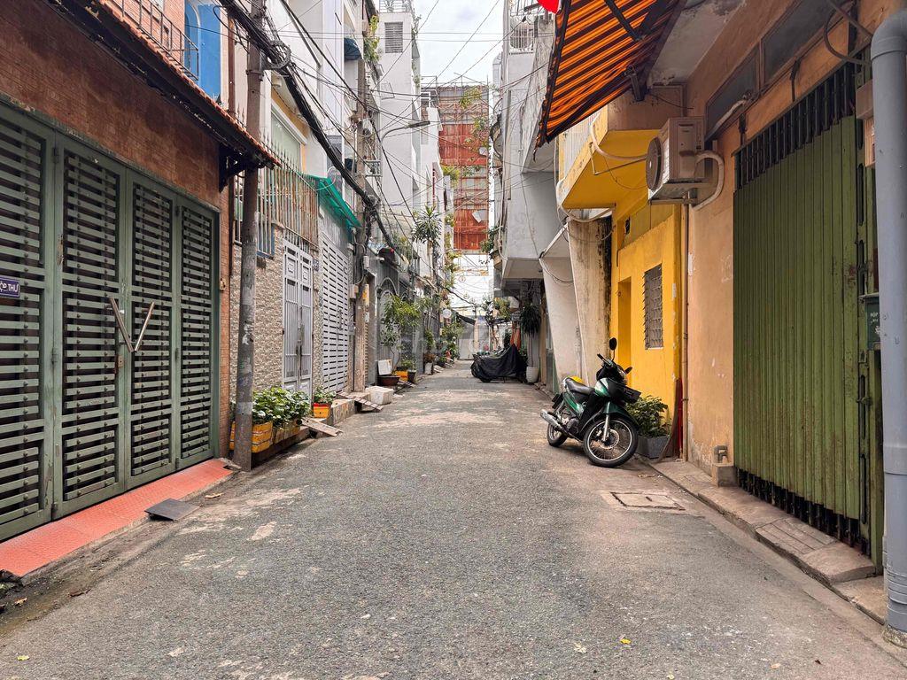 Cho thuê mặt bằng giá rẻ (Mặt sau nhà 63 Trường Sơn)