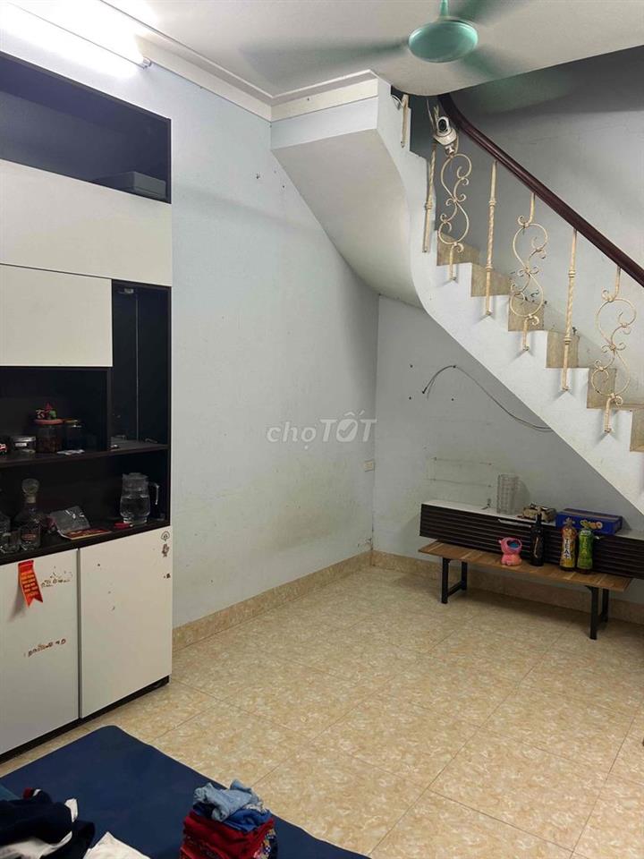 cho thuê nhà riêng gần chợ Ngọc Hà
