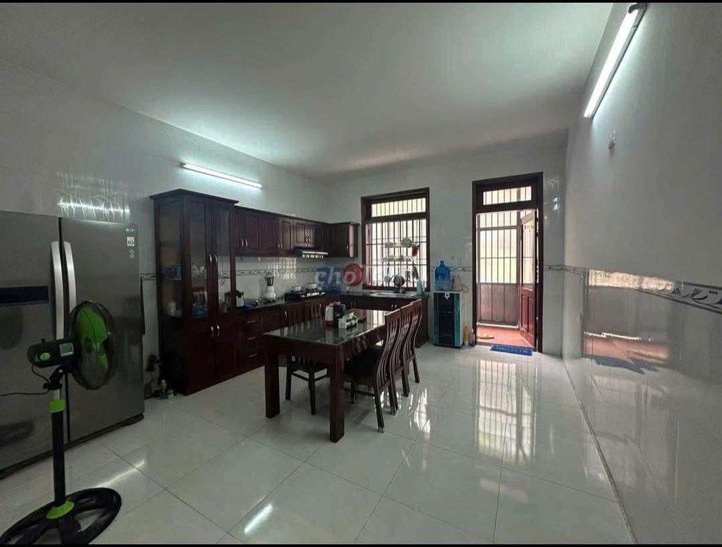 CHO THUÊ NHÀ 3 TẦNG MẶT TIỀN TÔN ĐỨC THẮNG – HÒN RỚ 1, NAM NHA TRANG
