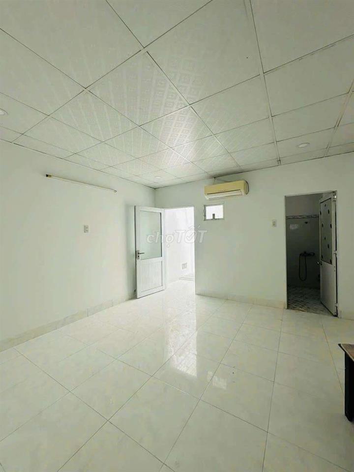 Cho thuê nhà mặt tiền phong châu TDC Đất Lành , vĩnh thái, Nha Trang 