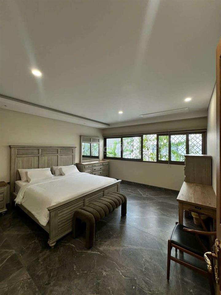 Cho thuê KĐT Lê Hồng Phong 2 full nội thất cao cấp vào ở liền