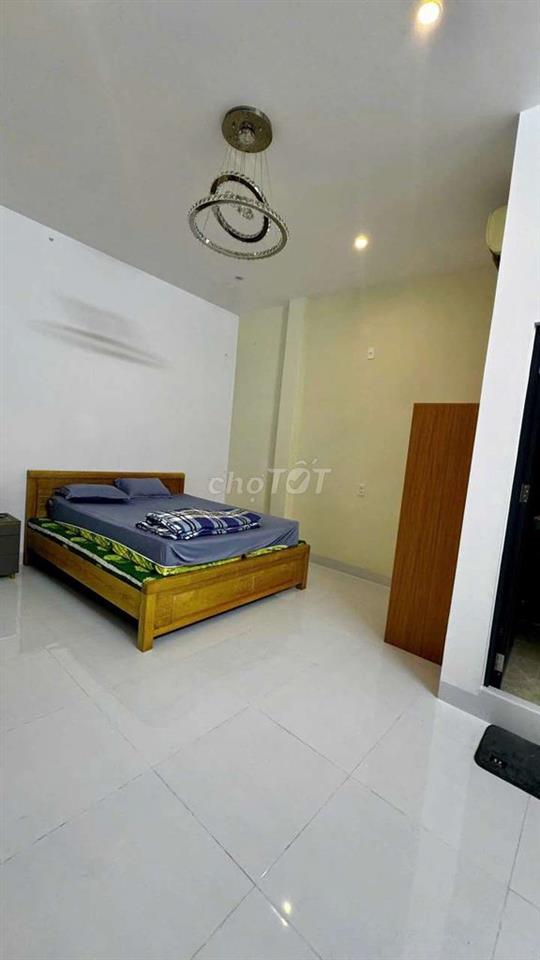 Cho thuê nhà 3 tầng  Tái Định Cư Hòn Rớ 1 – Nam Nha Trang
