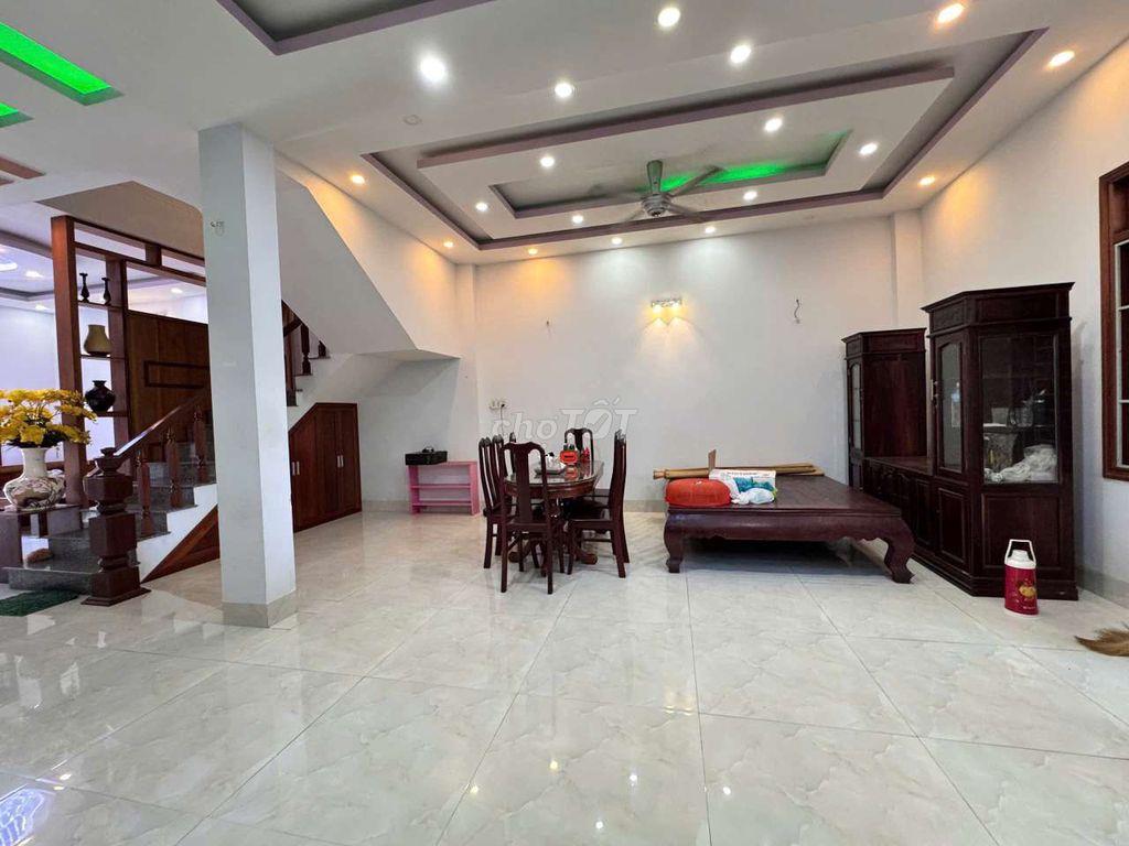 Cho thuê biệt thự Hud Phước Long full nội thất  