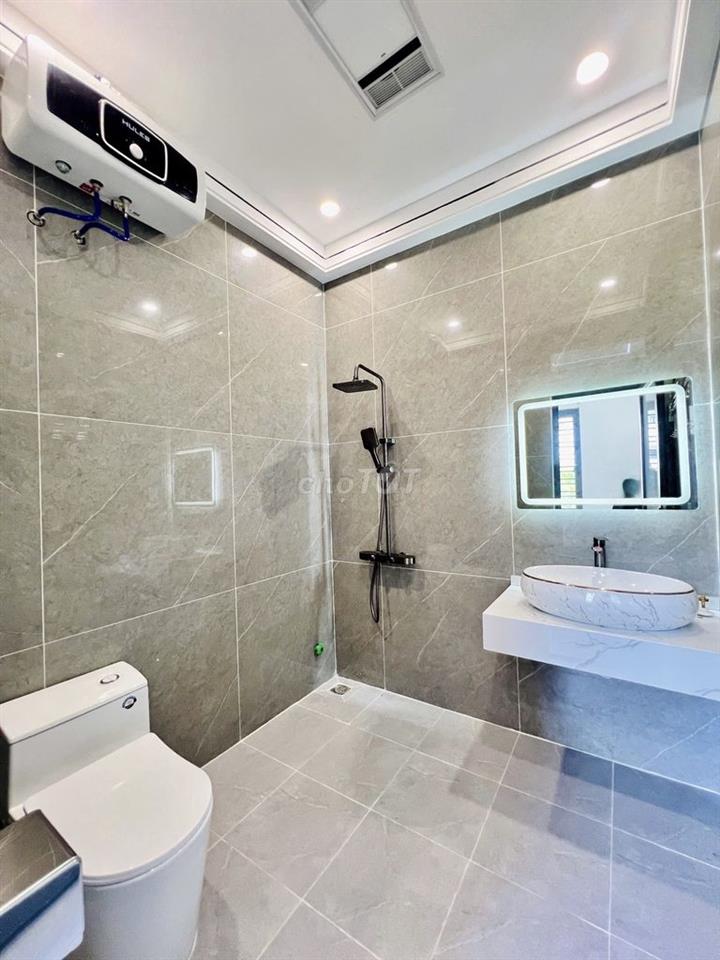 Bán nhà dân xây móng khoan nhồi tường 20 cẩn thận tỉ mỉ