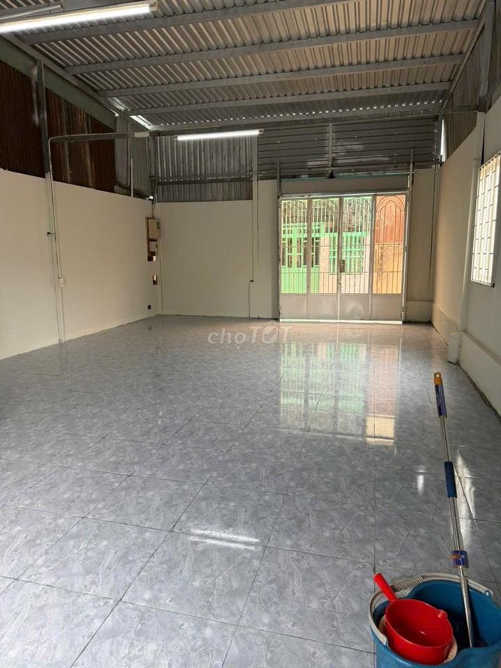 THUÊ NHÀ GẦN CHỢ PHÚC LẠC CHỈ 5TR