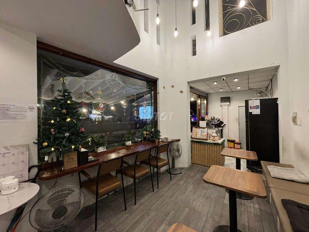 Sang hoặc thuê mặt bằng cafe