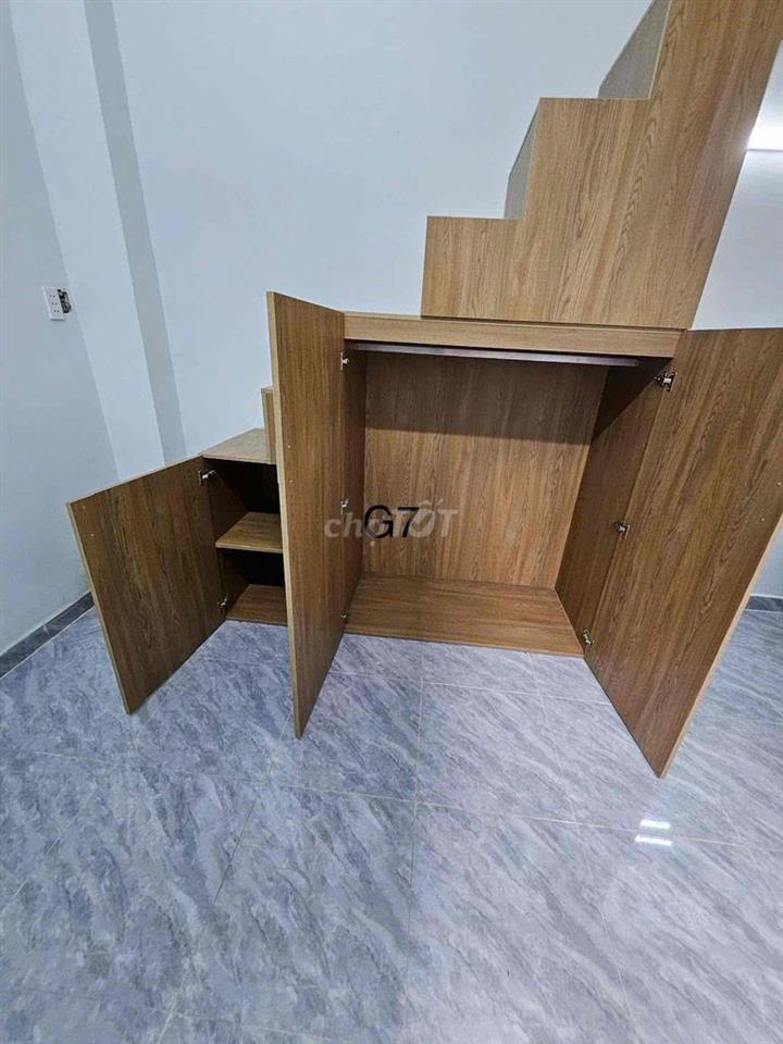 Phòng gác cao 2m cho thuê giá rẻ - Gần ĐH Mở ( ở được 3-4ng )