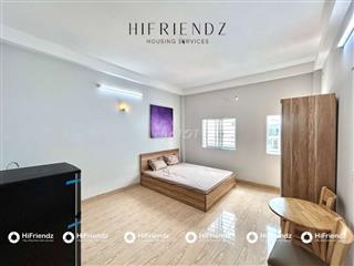 Phòng đầy đủ nội thất - cửa sổ trời - giá sinh viên