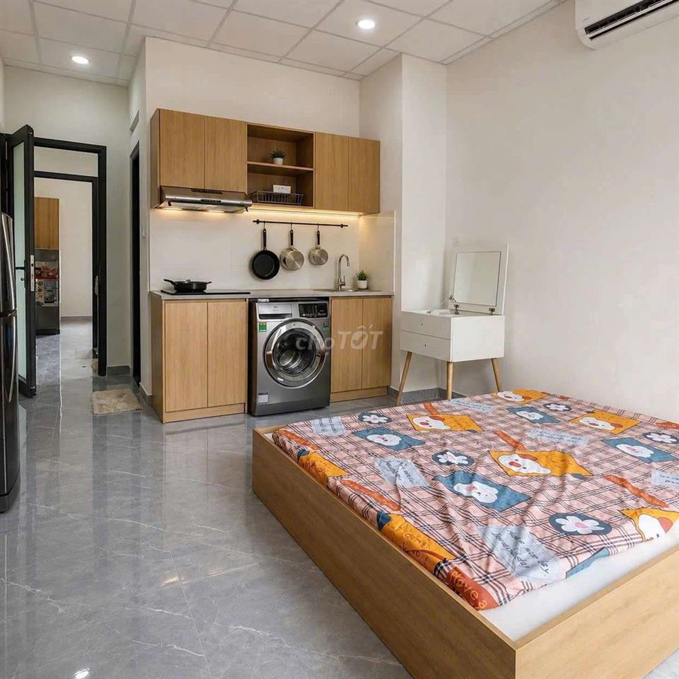 Siêu phẩm phòng mới đầy đủ nội thất - bancol thông thoáng 