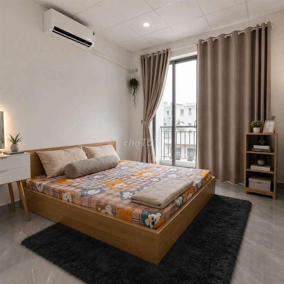 Siêu phẩm phòng mới đầy đủ nội thất - bancol thông thoáng 