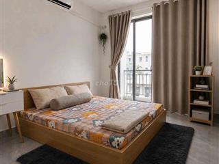 Siêu phẩm phòng mới đầy đủ nội thất - bancol thông thoáng 