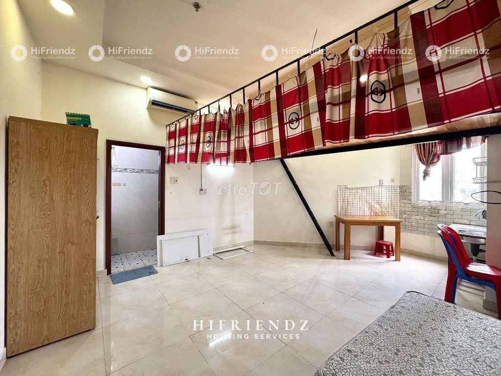 Phòng gác - đầy đủ nội thất ở 3 4 bạn thoãi mái rộng hơn 35m2