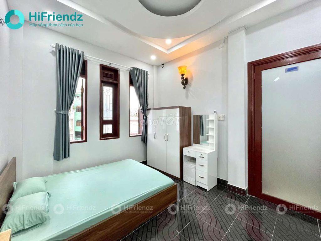 Phòng 2 cửa sổ trời đón nắng - đầy đủ nội thất