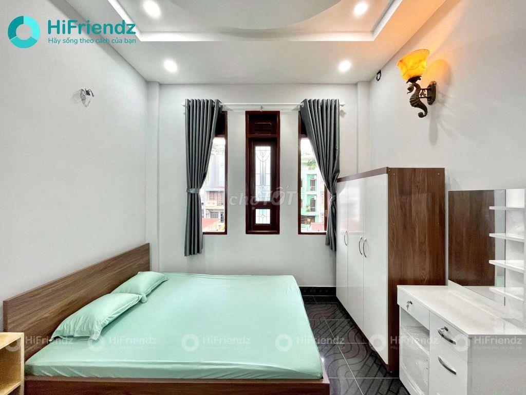 Phòng 2 cửa sổ trời đón nắng - đầy đủ nội thất