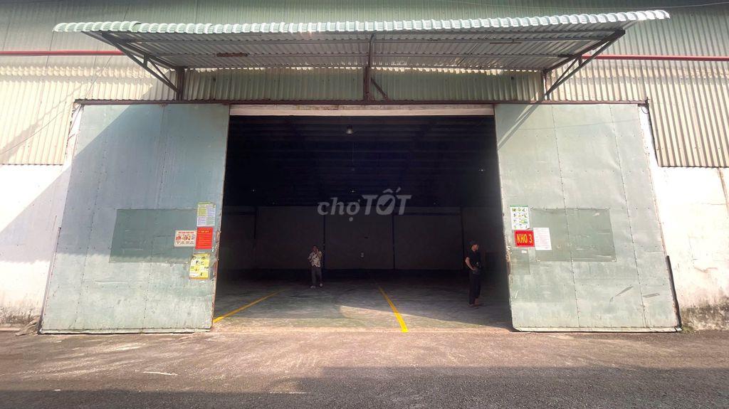 Cho thuê kho chung (bao gồm quản lý và vận hành)