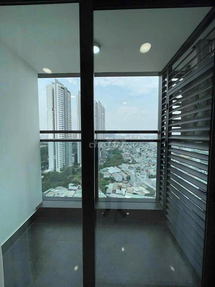 BÁN GẤP CĂN GÓC OT 2PN SUNSHINE SKY CITY Q7 - GIÁ  4 TỶ 2 BTP - TL