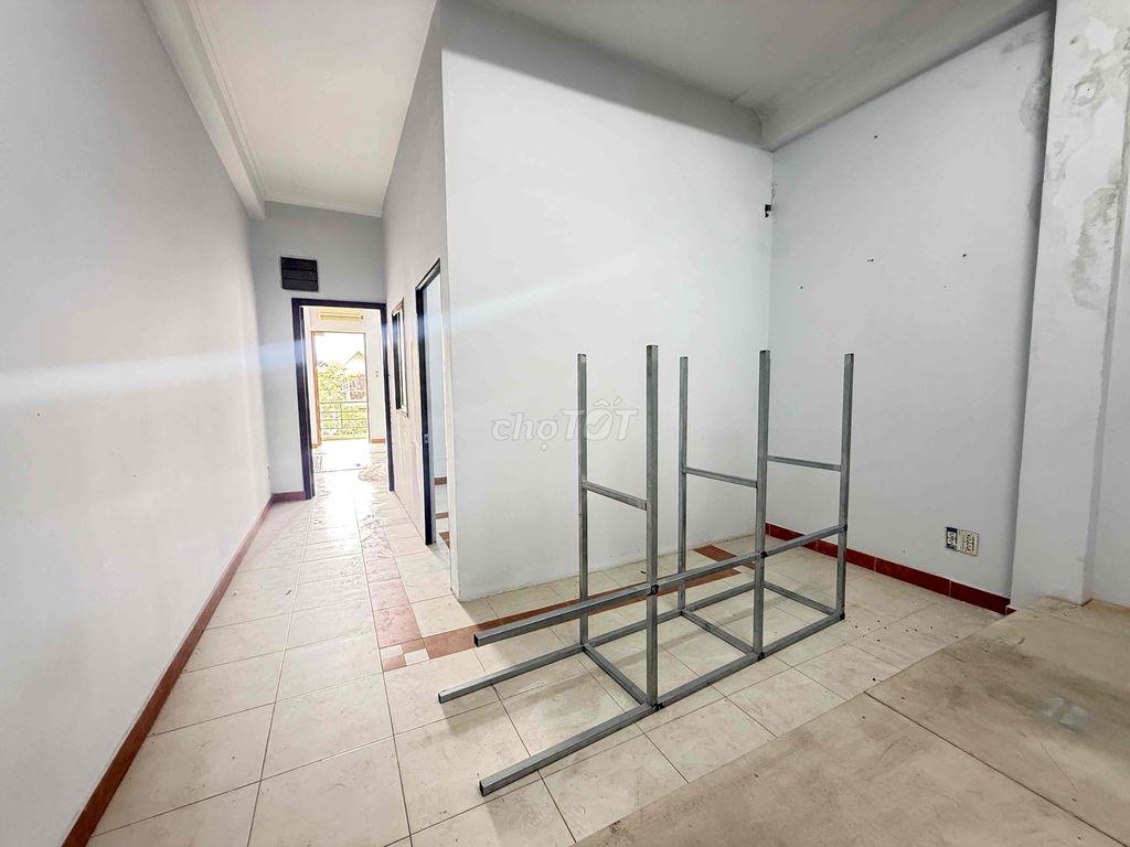 CHO THUÊ NGUYÊN TẦNG 3 - 2PN - NHÀ TRỐNG - CHỈ TÍNH ĐIỆN NƯỚC
