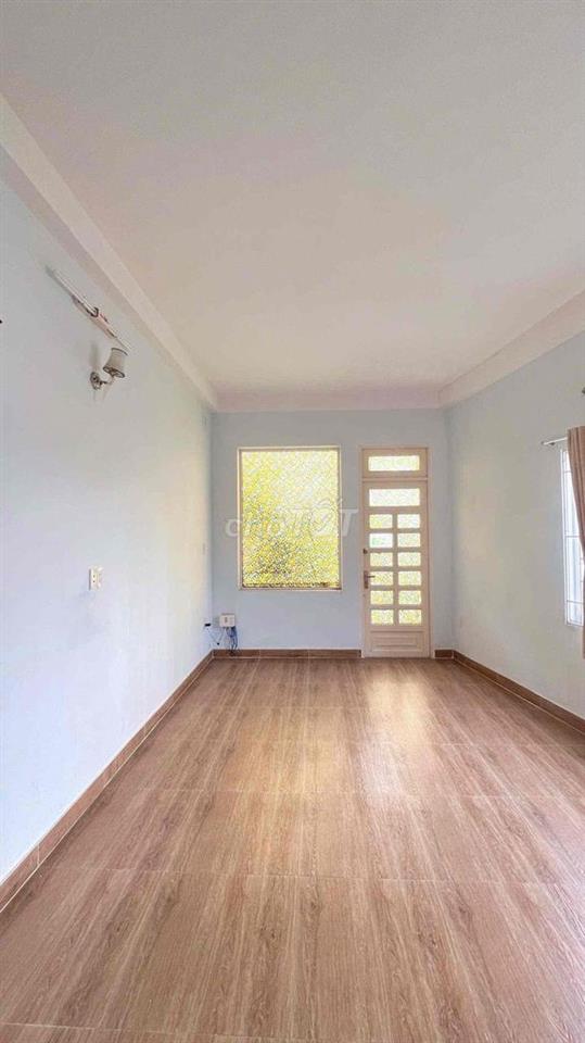 (CÒN 4P) CHO THUÊ PHÒNG CÓ BANCOL Ở GẦN TDTU, CÁCH 2KM