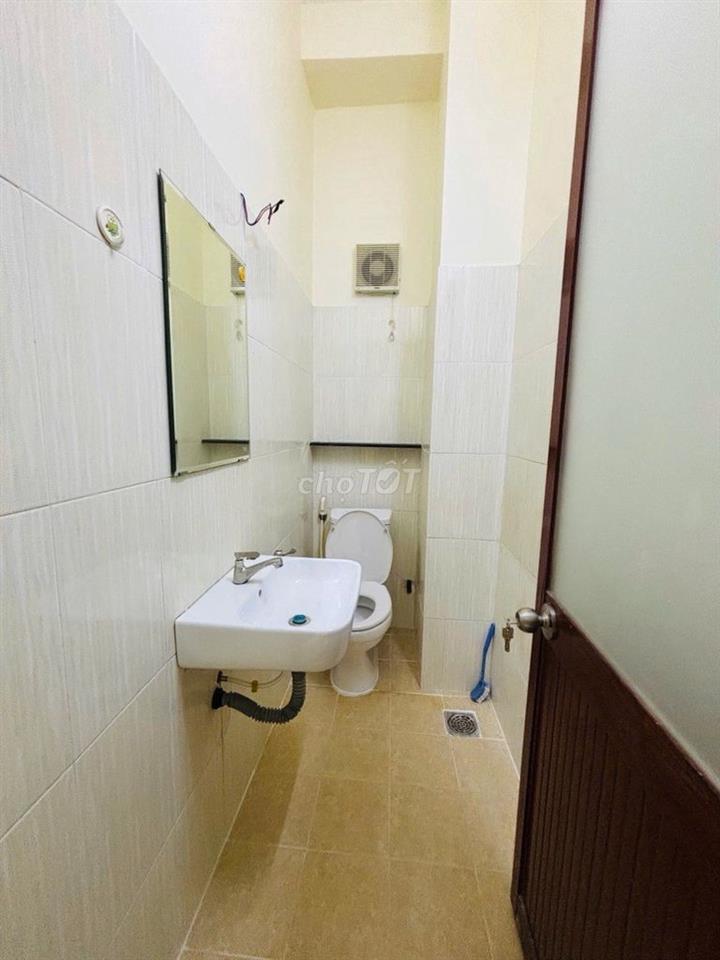 Bán nhà hẻm xe hơi 5m, 2 lối vào, Lạc Long Quân, Bảy Hiền