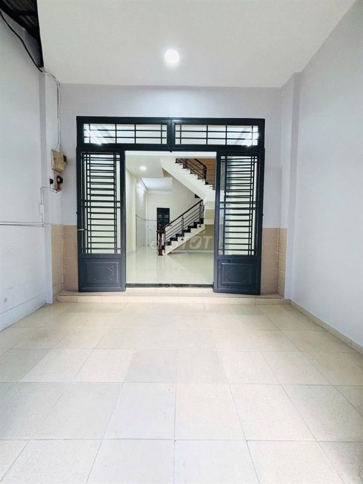 Bán nhà hẻm xe hơi 5m, 2 lối vào, Lạc Long Quân, Bảy Hiền