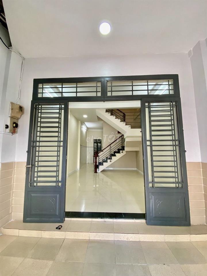 Bán nhà hẻm xe hơi 5m, 2 lối vào, Lạc Long Quân, Bảy Hiền