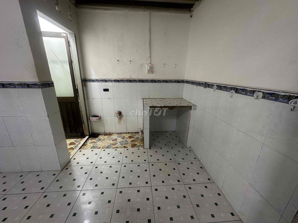 Phòng cho thuê lê trọng tấn gác, nvs riêng
