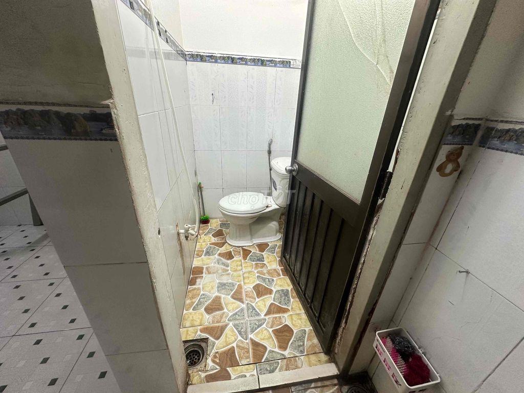 Phòng cho thuê lê trọng tấn gác, nvs riêng