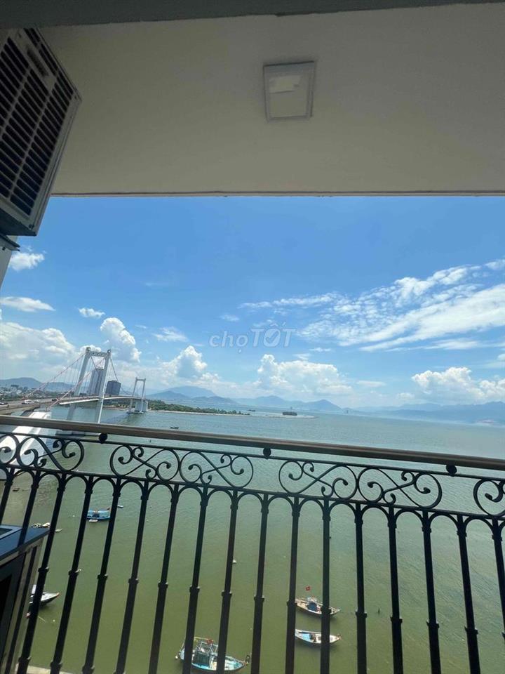 Đà Nẵng  Căn Hộ Cao Cấp view vịnh, hồ bơi vô cực