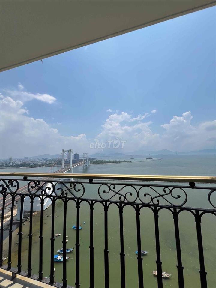 Đà Nẵng  Căn Hộ Cao Cấp view vịnh, hồ bơi vô cực