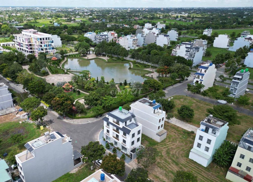 BÁN LÔ ĐẤT ĐỐI DIỆN HỒ SEN KHU ĐÔ THỊ 5 SAO