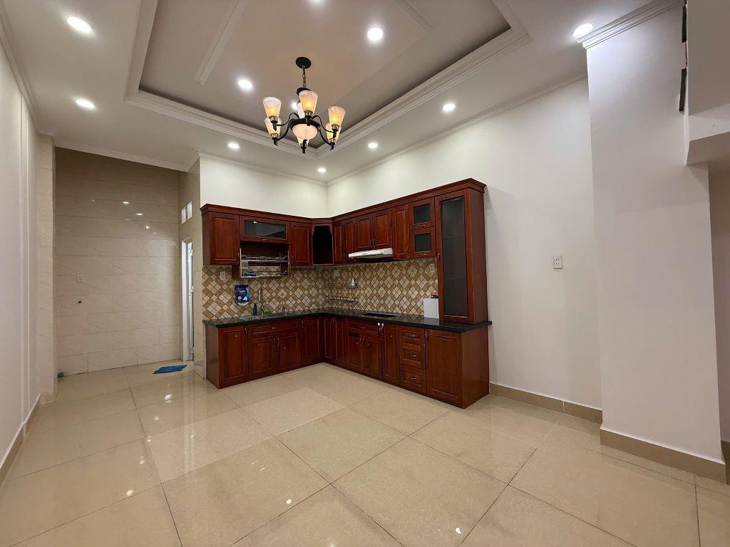 🔥 Bán nhà mặt tiền kinh doanh P. Hiệp Bình Chánh – Ngay sau TTTM Gigamall Thủ Đức –  84m2  4 tầng, Sân đậu xe hơi 7 chỗ