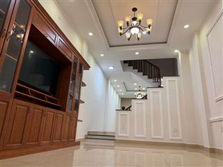 🔥 Bán nhà mặt tiền kinh doanh P. Hiệp Bình Chánh – Ngay sau TTTM Gigamall Thủ Đức –  84m2  4 tầng, Sân đậu xe hơi 7 chỗ