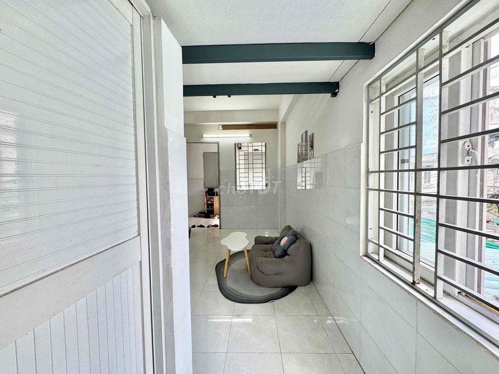 CHO THUÊ PHÒNG GIÁ RẺ CÓ THANG MÁY, HẦM XE, ĐI BỘ HUTECH UTH RỘNG 40m2
