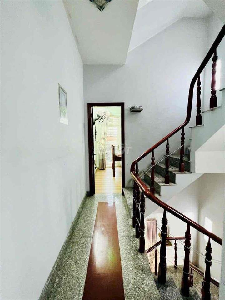 Nhà cho thuê 4 phòng ngủ Phạm Văn Chiêu