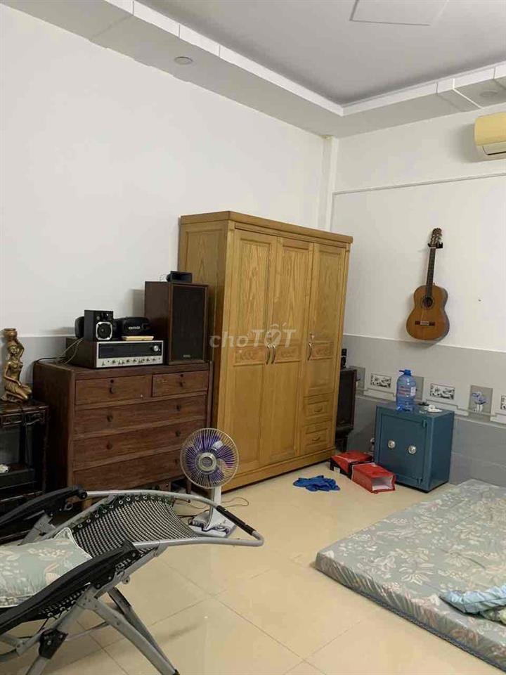 nha MT Lê Thị Hồng Gấm