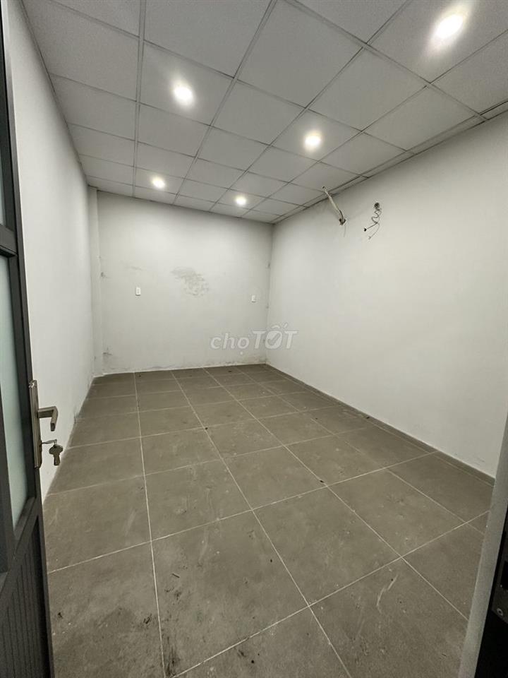 CHO THUÊ NHÀ MẶT TIỀN ĐẶNG THÚC VỊNH – GẦN CHỢ, UBND – 210M²
