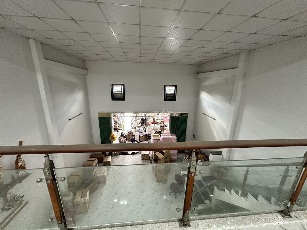 CHO THUÊ NHÀ MẶT TIỀN ĐẶNG THÚC VỊNH – GẦN CHỢ, UBND – 210M²