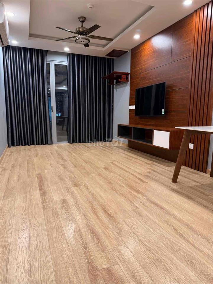 Cho thuê 1 phòng ở chung cư cao cấp imperia 360 giải phóng
