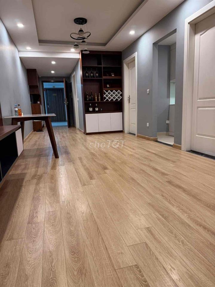 Cho thuê 1 phòng ở chung cư cao cấp imperia 360 giải phóng