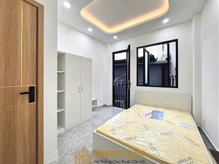 PHÒNG FULL NTHAT BAN CÔNG SIÊU RẺ Ở GẦN HÀNG XANH, UTH, HUTECH