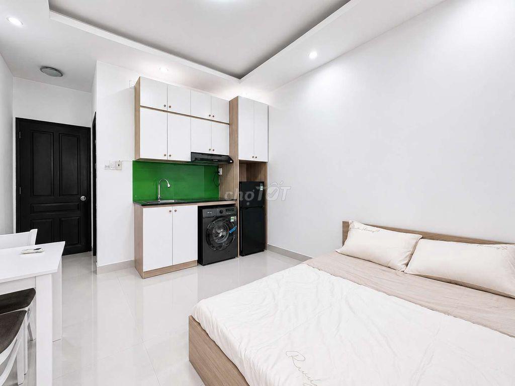 CĂN HỘ DỊCH VỤ FULL NỘI THẤT, NGAY NGUYỄN GIA TRÍ HÀNG XANH