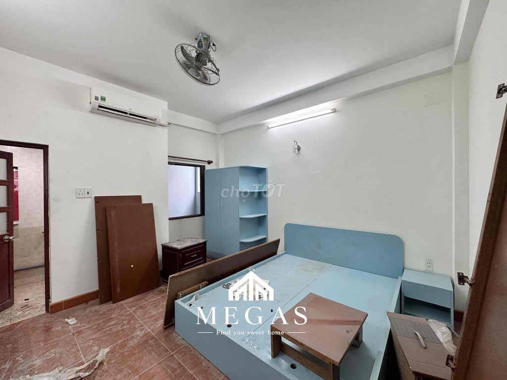 Studio Full nội thất mặt tiền đường Nguyễn Văn Công